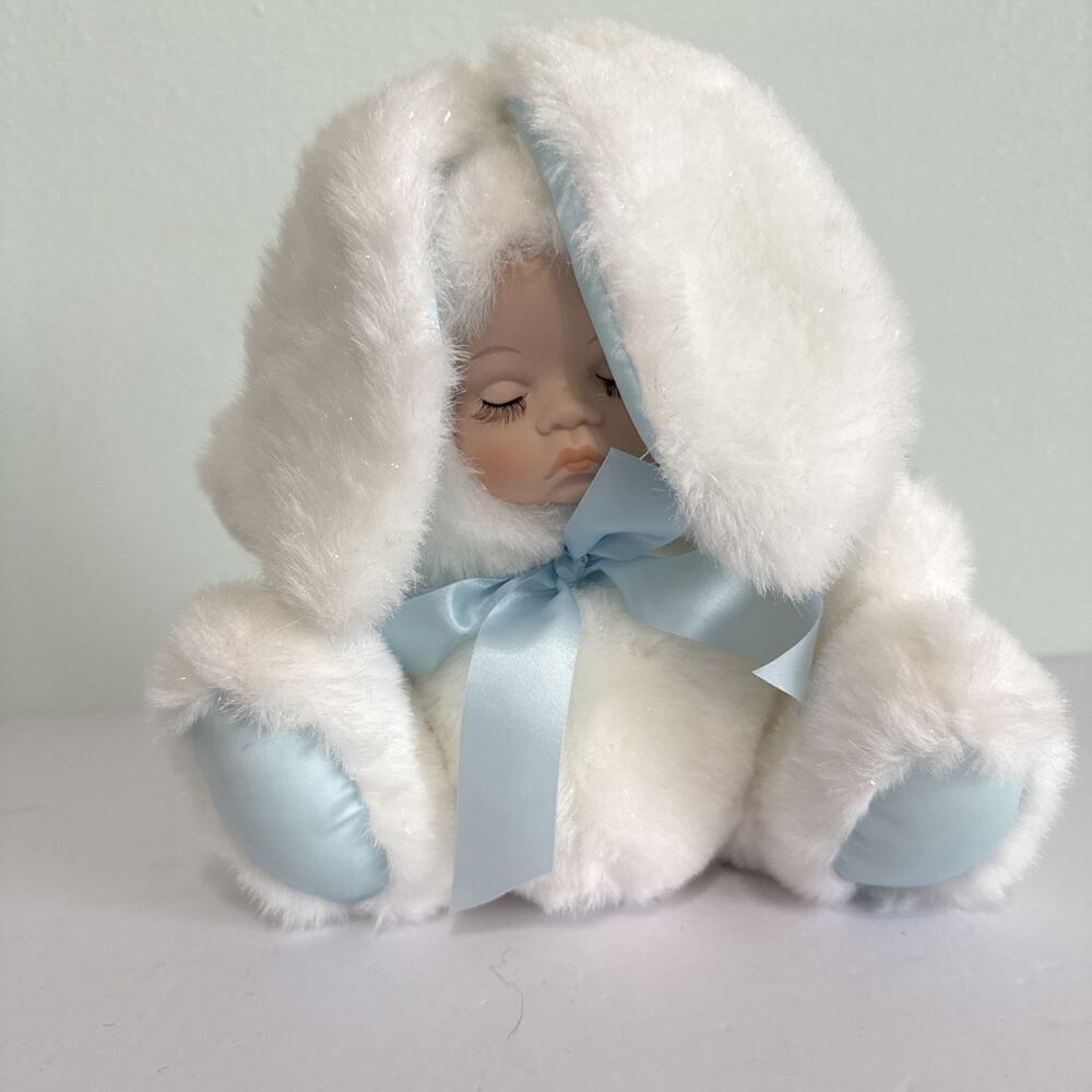 House Of Lloyd Rabbit Plush Musical Doll Baby Gift Vintage 90s‎